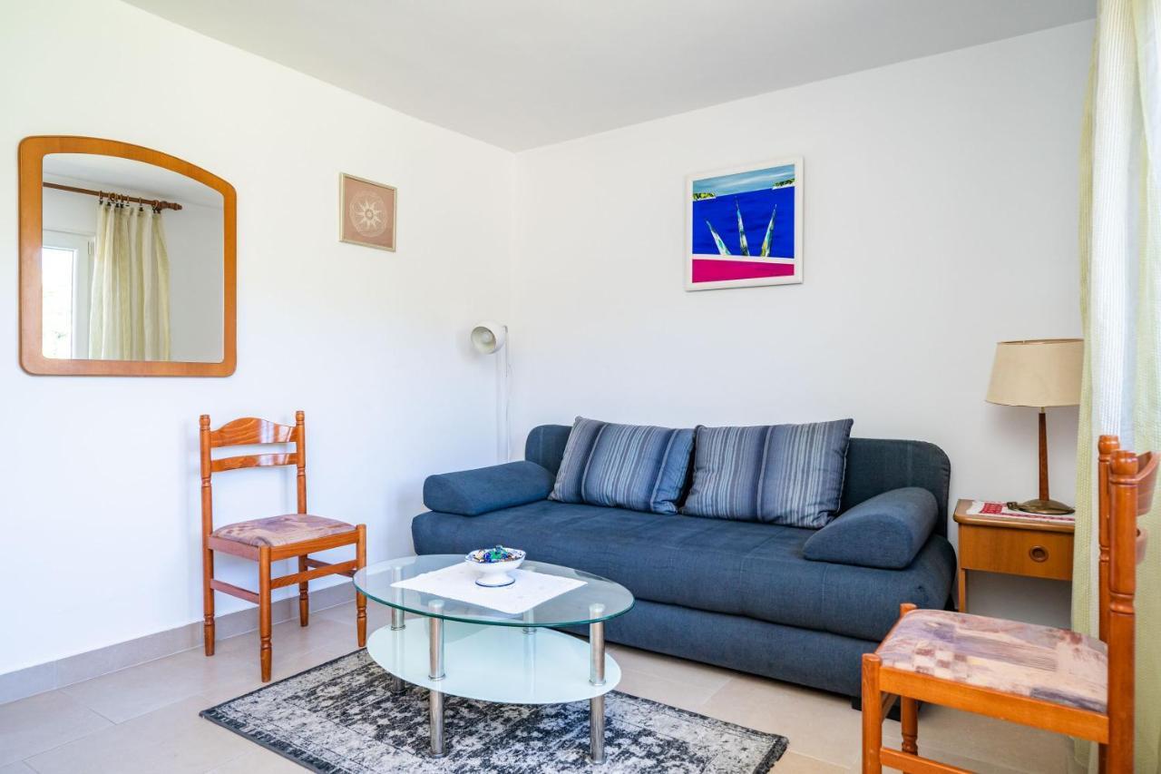Apartments Lidija Затон Екстер'єр фото